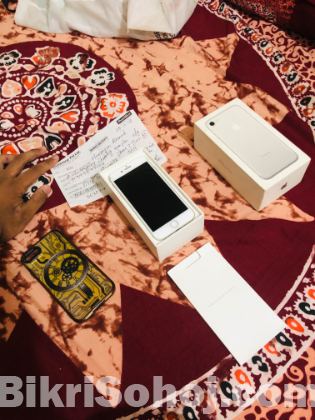 iPhone 7